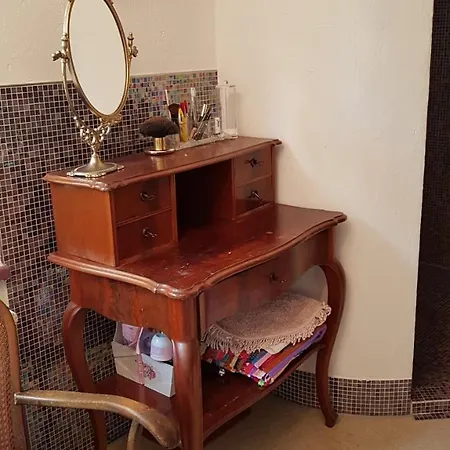 Dz Plus Ez Mit Verbindungstür 38qm2 In Großer Wohnung,gemeinschaftsbad Und Gäste Wc Habitación en casa particular *